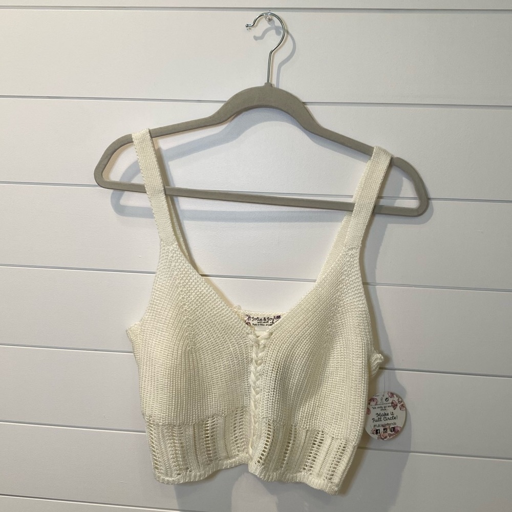 NEW Jolie & Joy White Crochet Crop Top